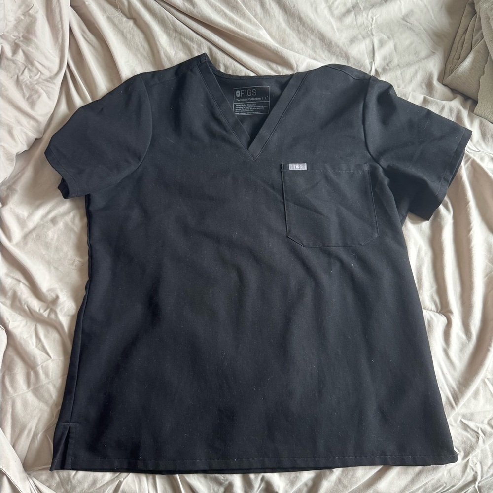 FIGS Women’s Black Catarina Scrub Top
